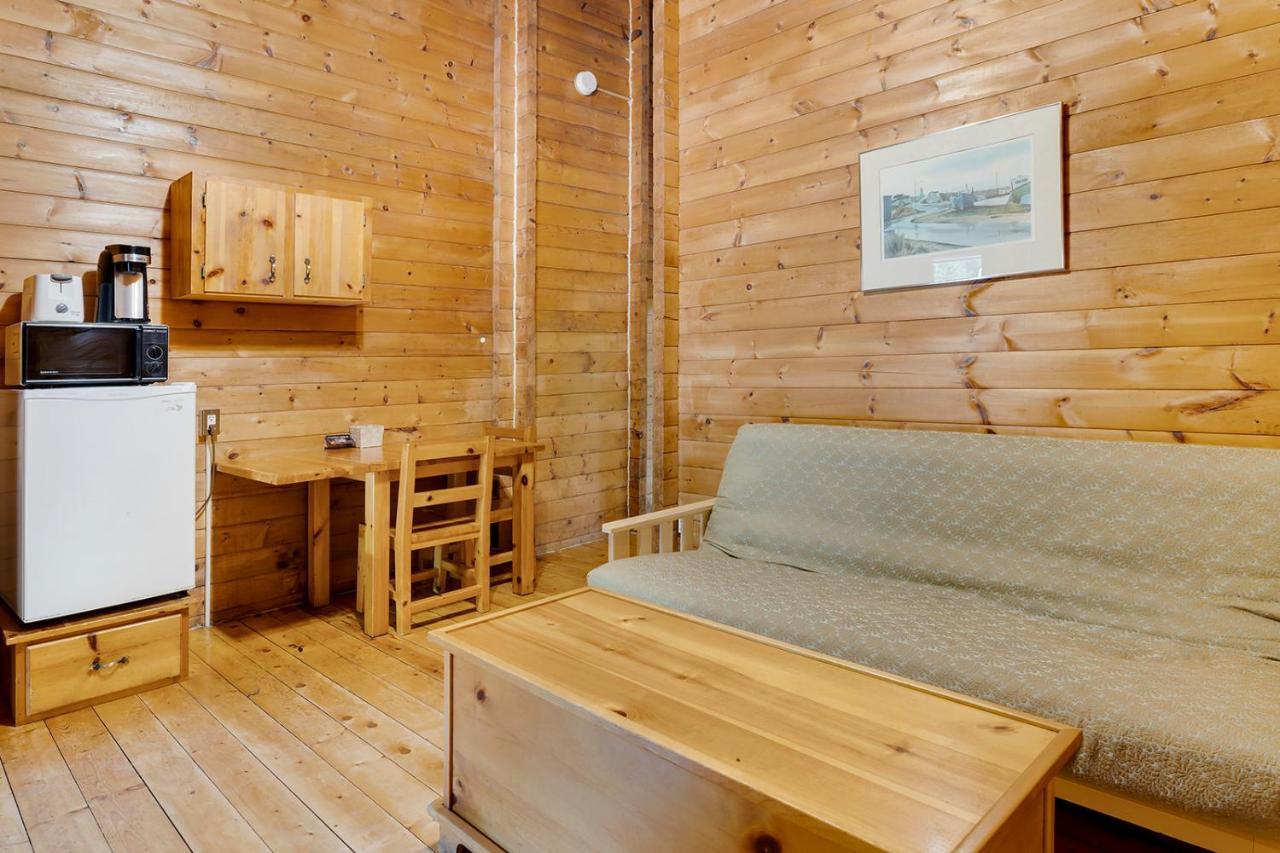 Ingonish Chalets Екстериор снимка