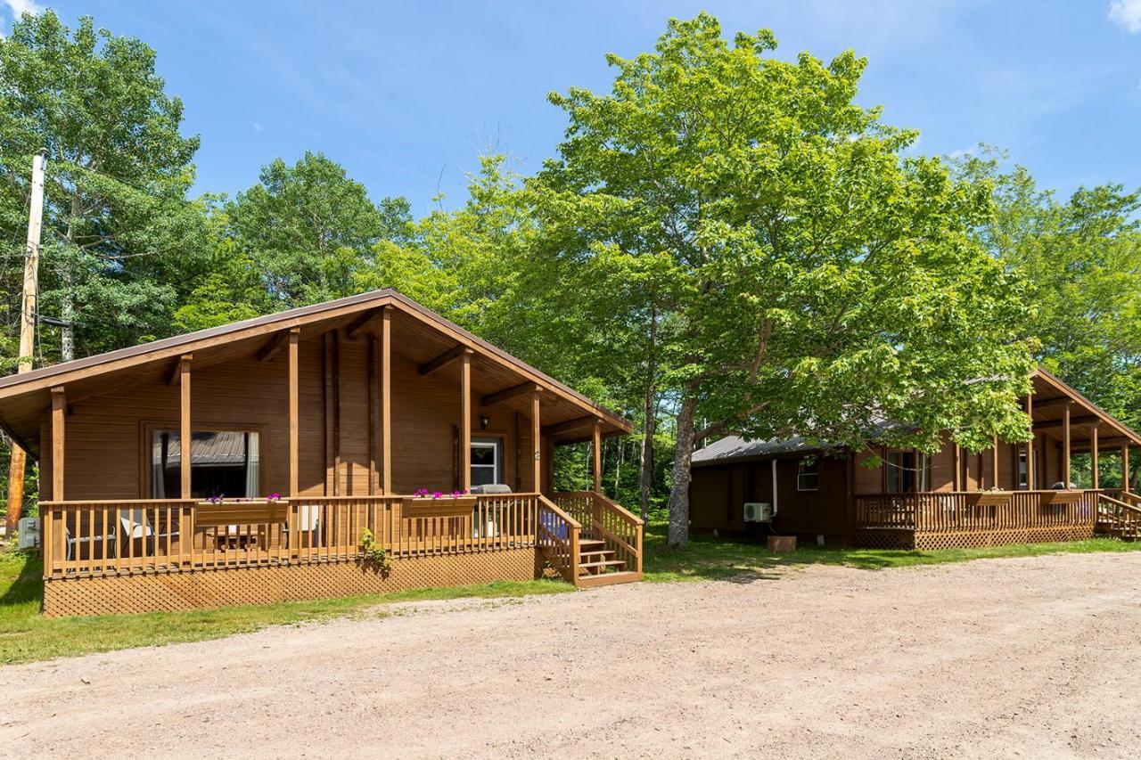 Ingonish Chalets Екстериор снимка